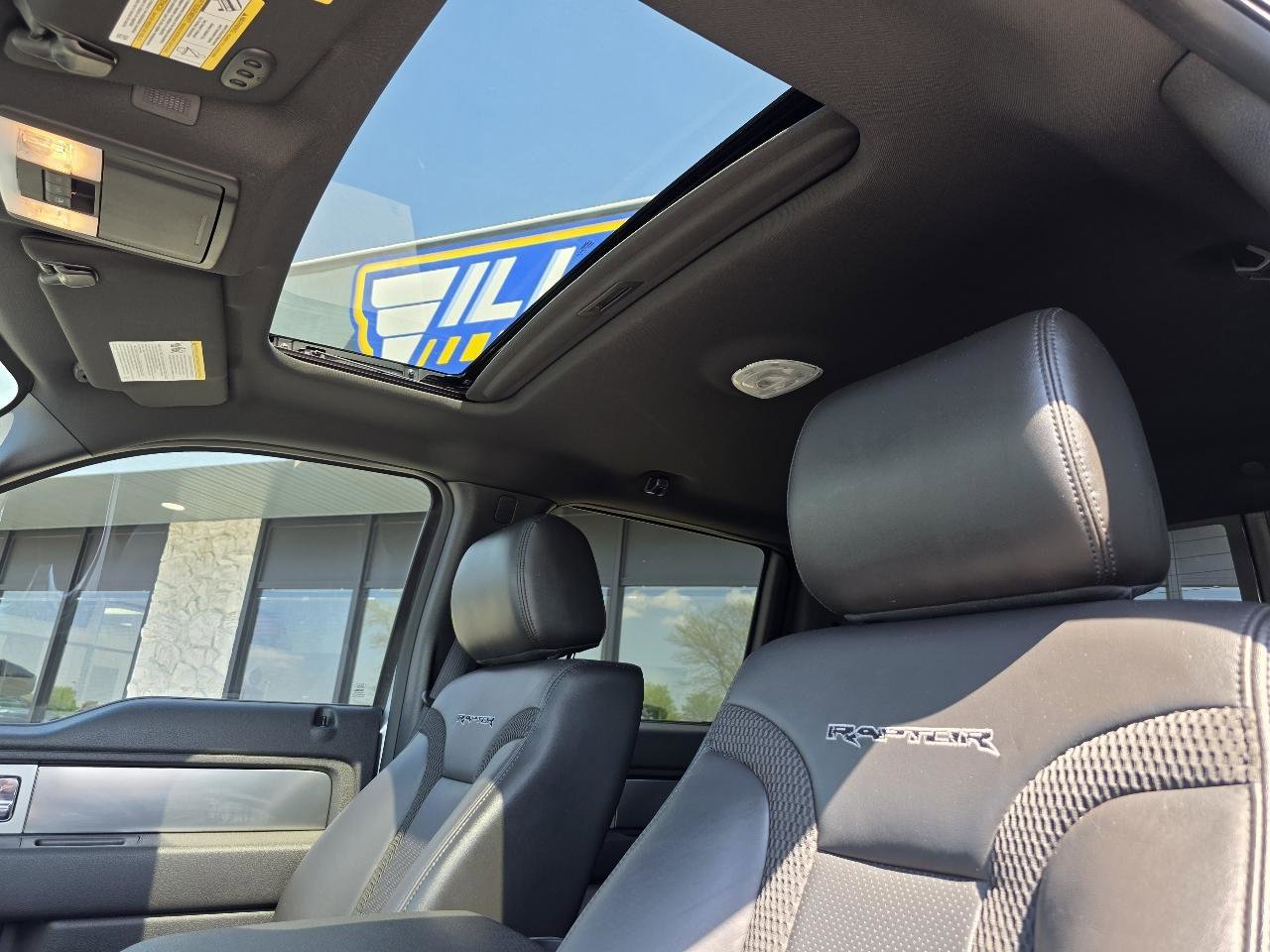 Used 2014 Ford F150 Raptor w/ Equipment Group 801A Luxury AWD/4WD image 4
