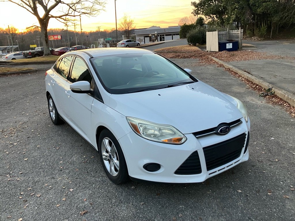 Used 2014 Ford Focus SE image 2