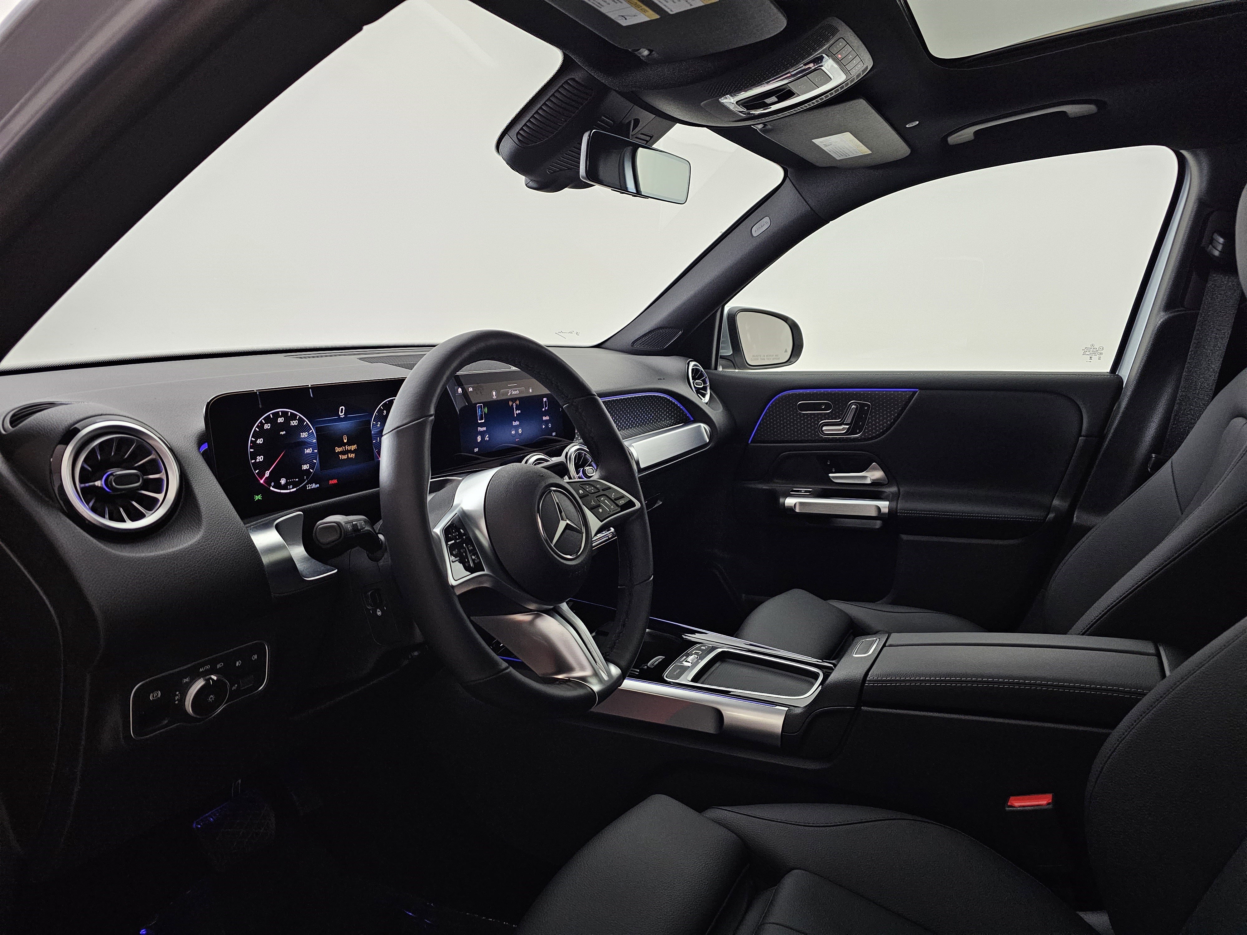 Certified 2025 Mercedes-Benz GLB 250 4MATIC image 7