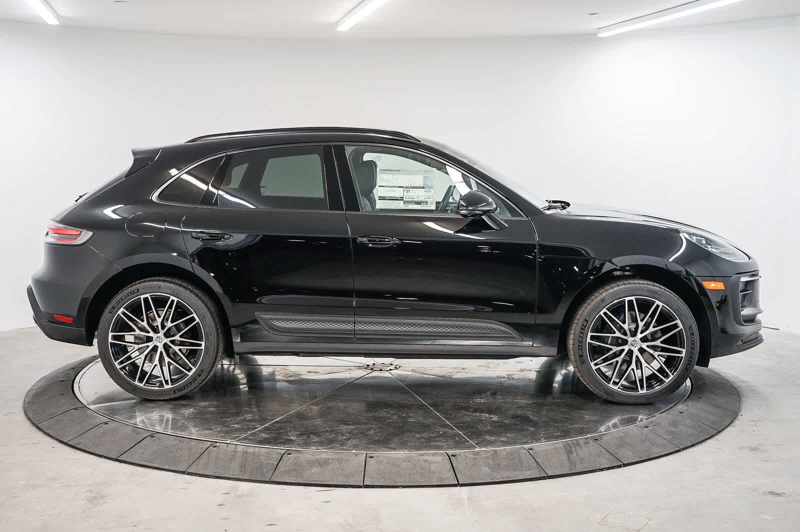New 2026 Porsche Macan AWD/4WD image 8