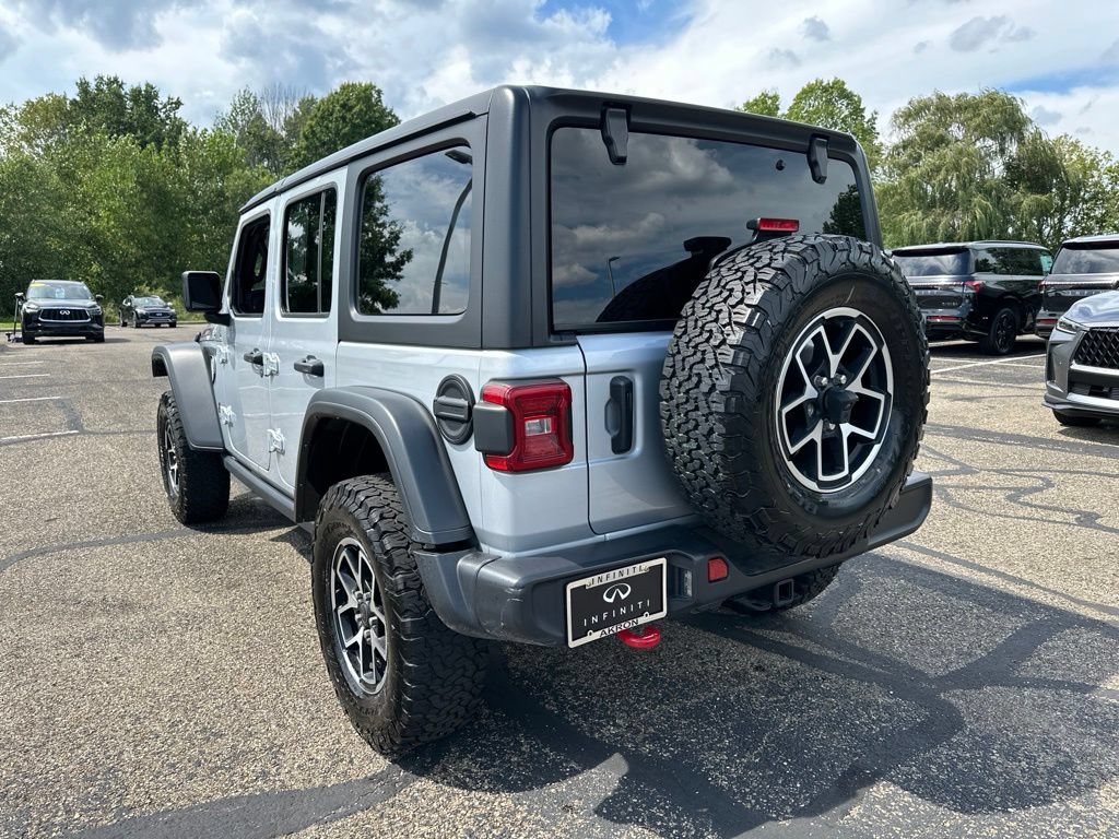 Used 2024 Jeep Wrangler Unlimited Rubicon AWD/4WD image 8