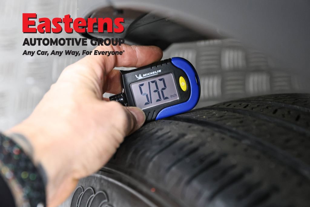 Used 2016 Ford Explorer FWD image 29