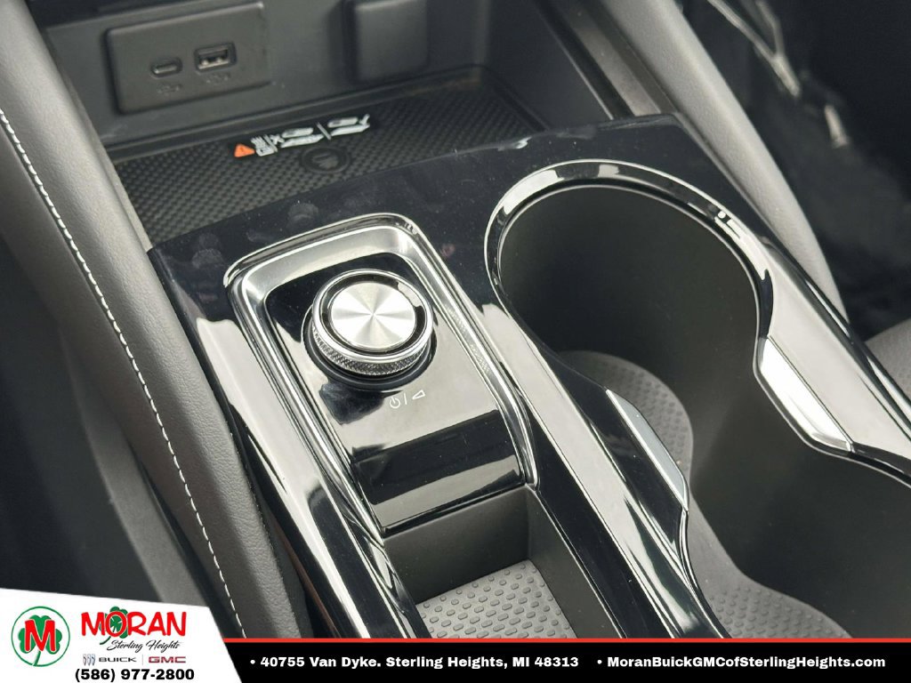 Certified 2025 Buick Envision Sport Touring AWD/4WD image 33