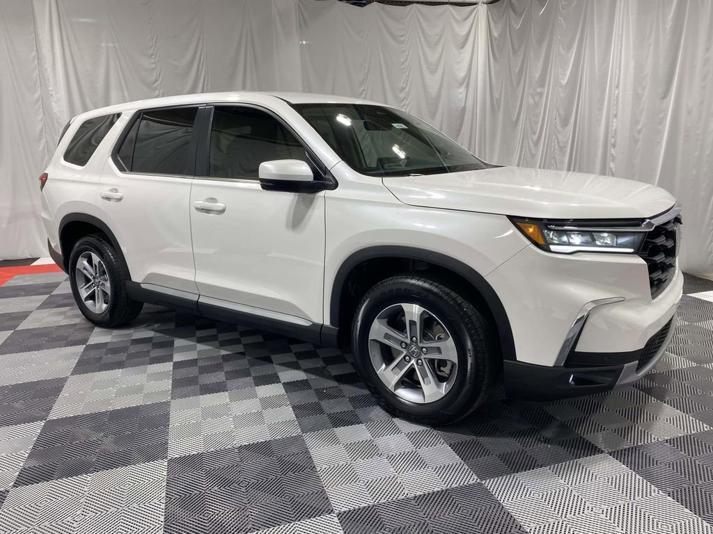 New 2025 Honda Pilot EX-L image 5