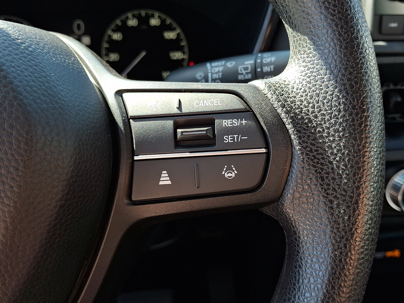 Used 2024 Honda CR-V LX image 22