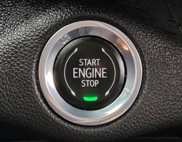 Used 2021 Buick Envision Essence w/ Sport Touring Package image 26