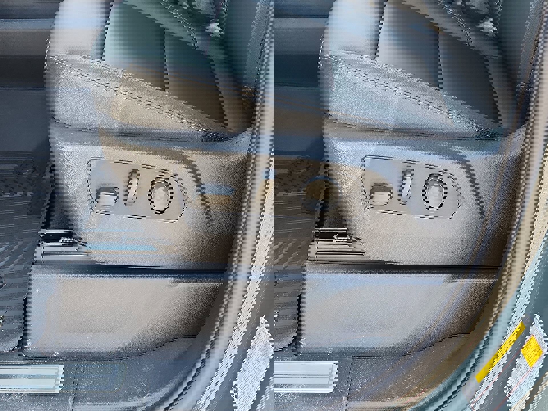 New 2026 Chevrolet Silverado 1500 LT Trail Boss w/ Convenience Package II image 18