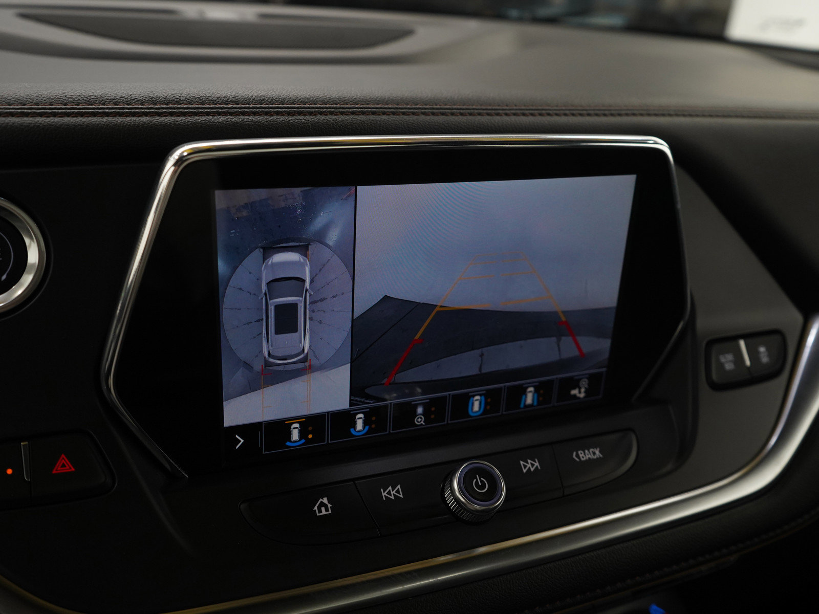 Used 2020 Chevrolet Blazer Premier w/ Driver Confidence II Package image 22