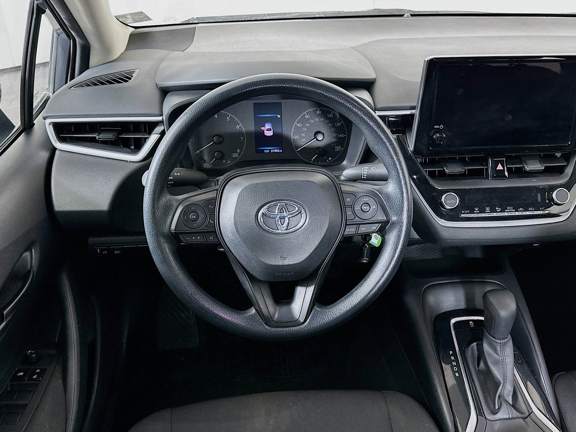 Used 2024 Toyota Corolla LE image 17