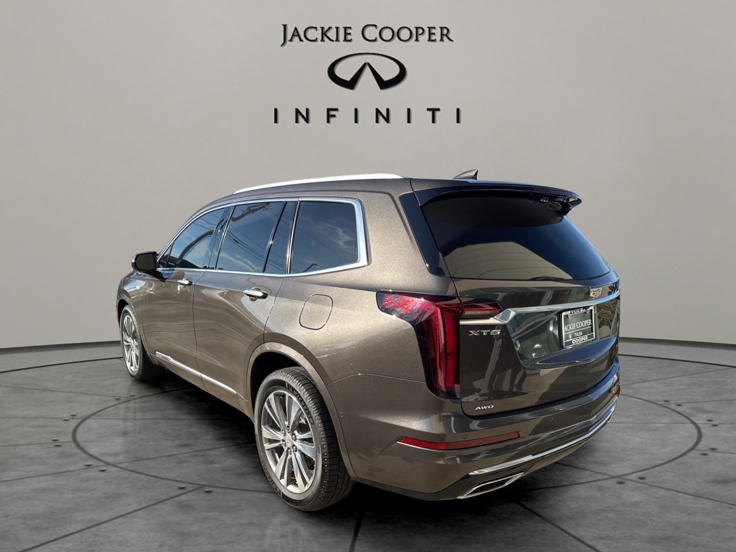 Used 2020 Cadillac XT6 Premium Luxury w/ Platinum Package image 8