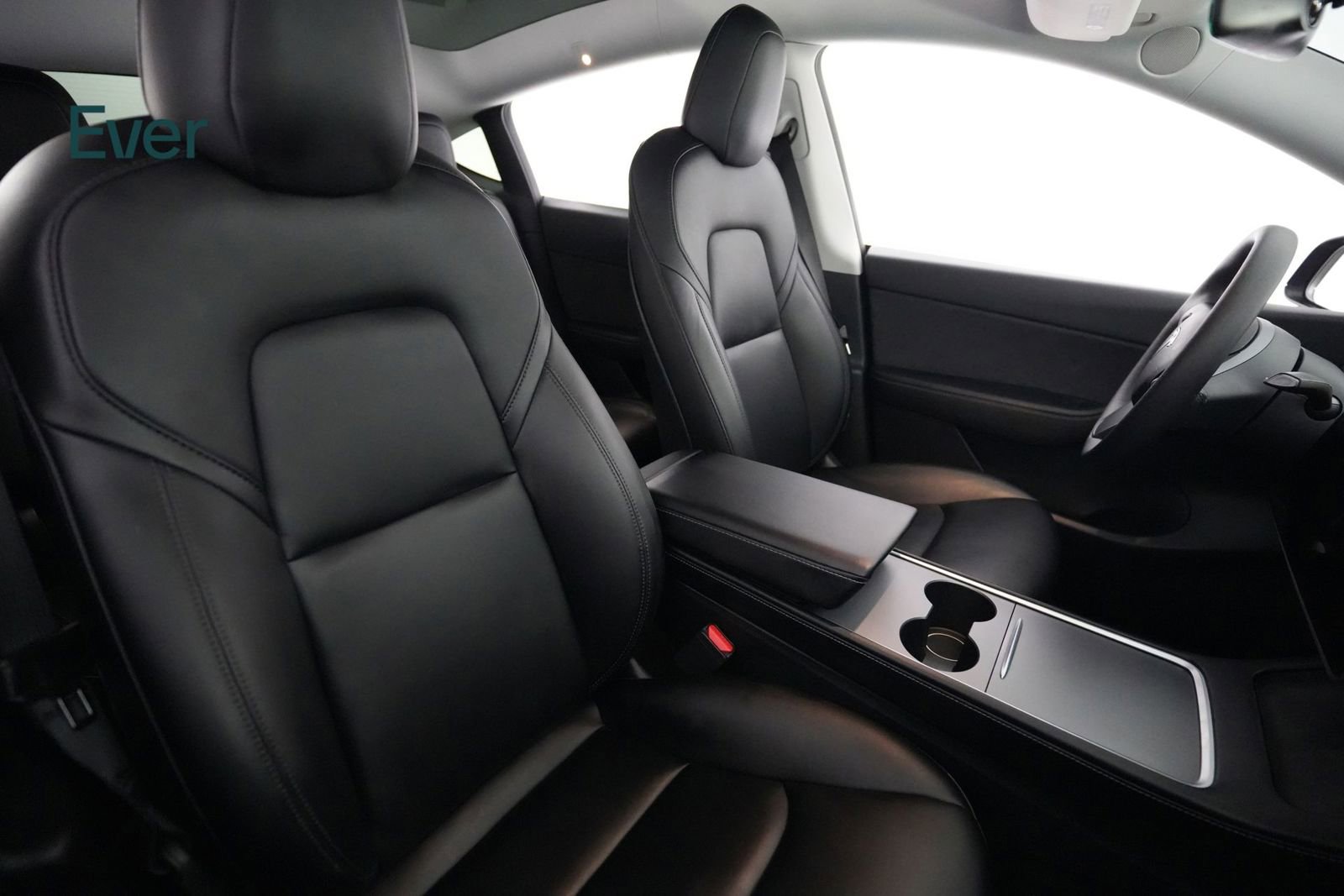 Used 2021 Tesla Model Y Long Range image 4