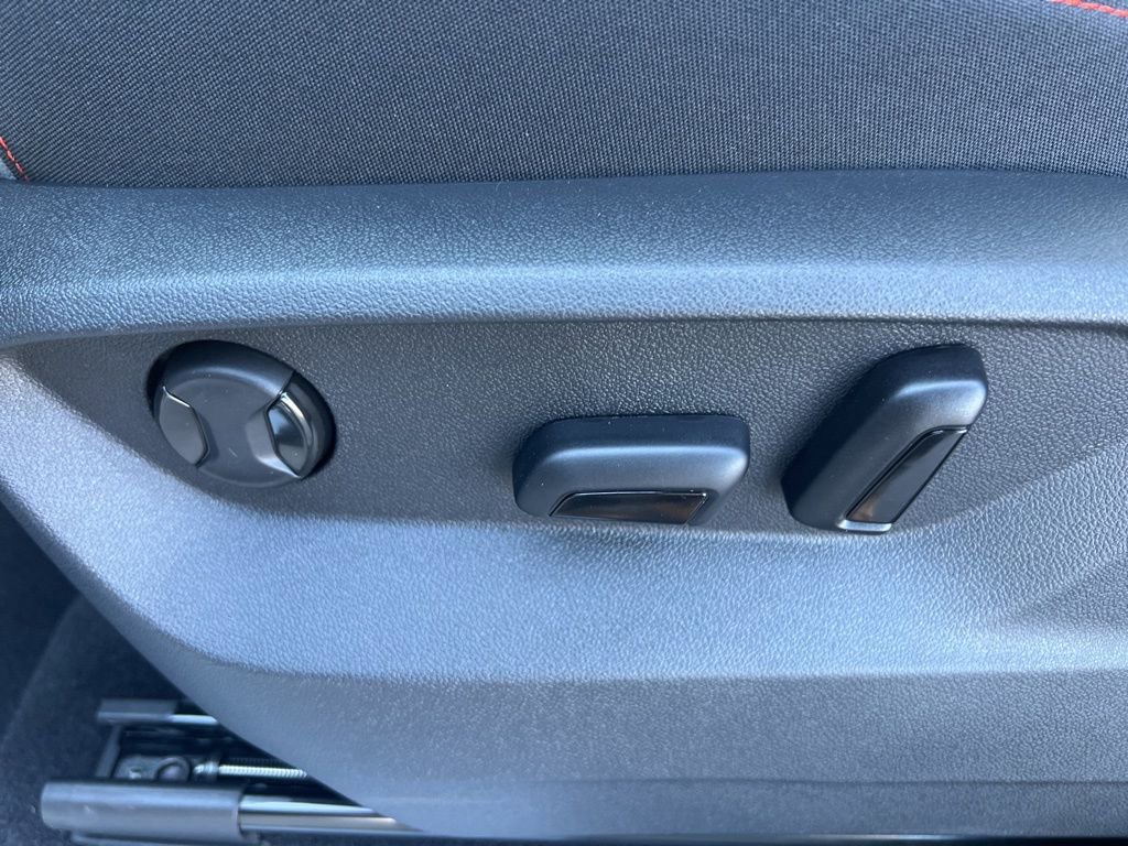 New 2026 Volkswagen Atlas Peak Edition image 19