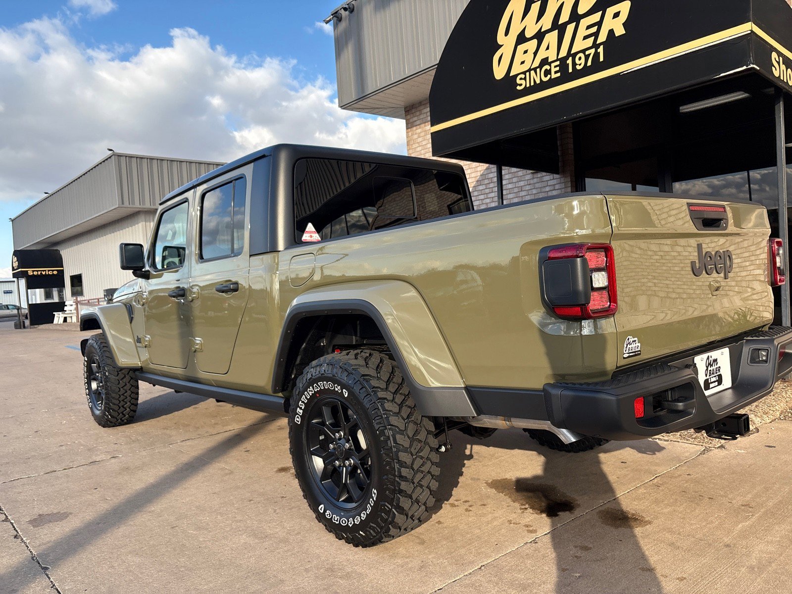 New 2026 Jeep Gladiator Sport S image 10