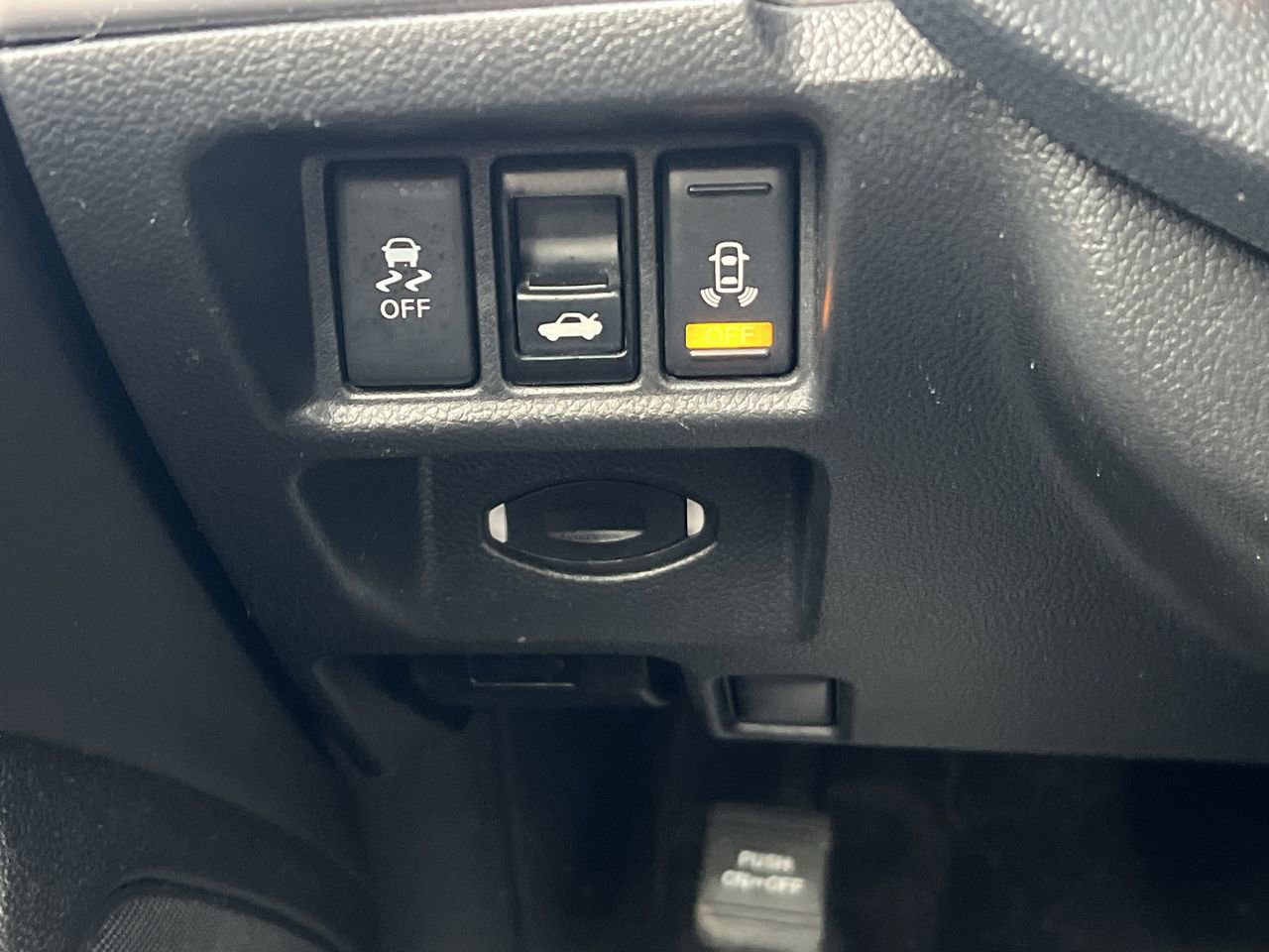 Used 2013 INFINITI G37 x w/ Premium Pkg image 18