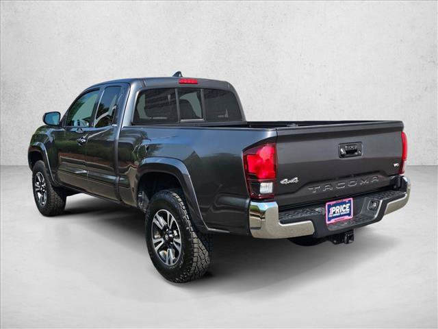 Used 2021 Toyota Tacoma SR5 AWD/4WD image 7