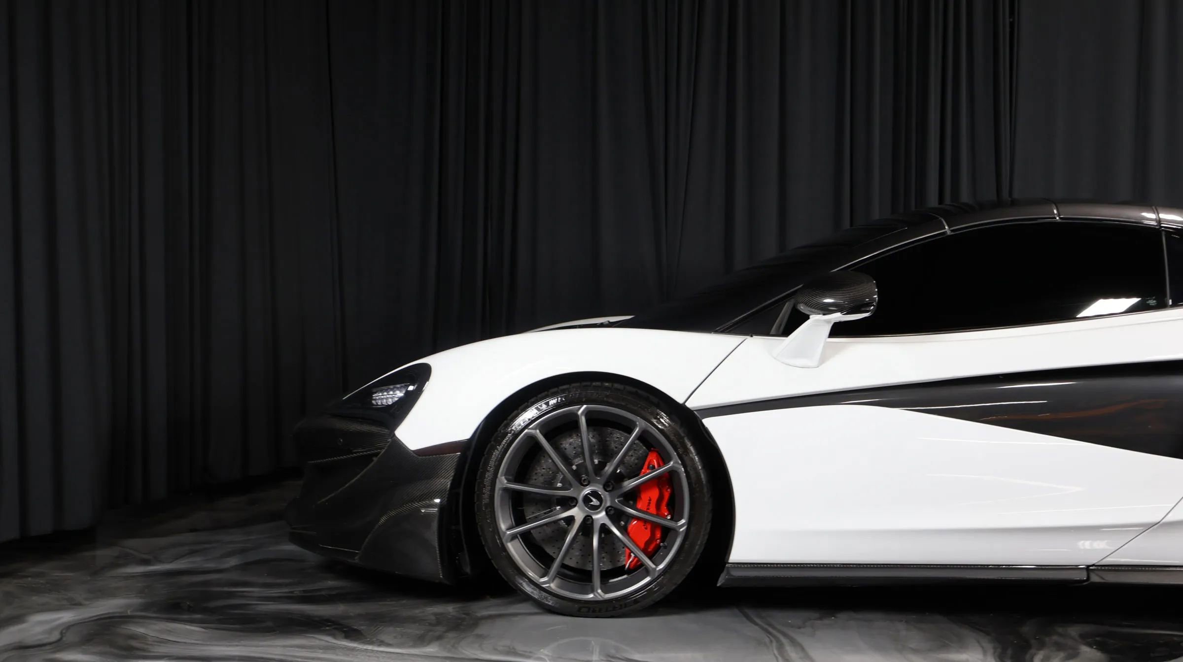 Used 2016 McLaren 570S Coupe image 8