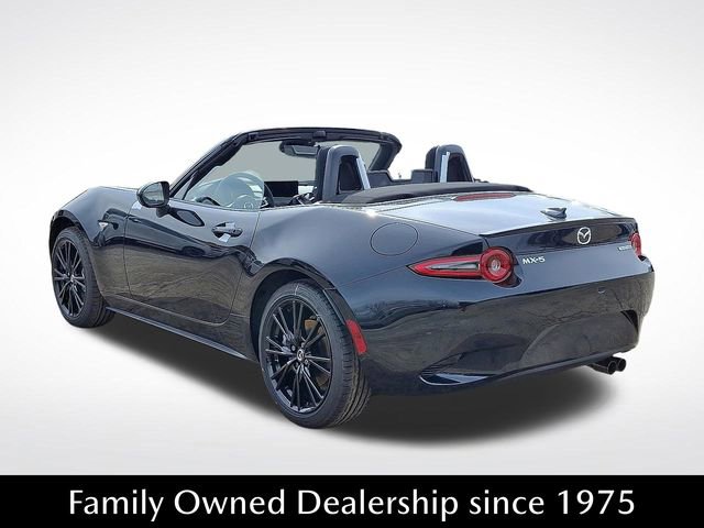 New 2026 MAZDA MX-5 Miata Club RWD image 3