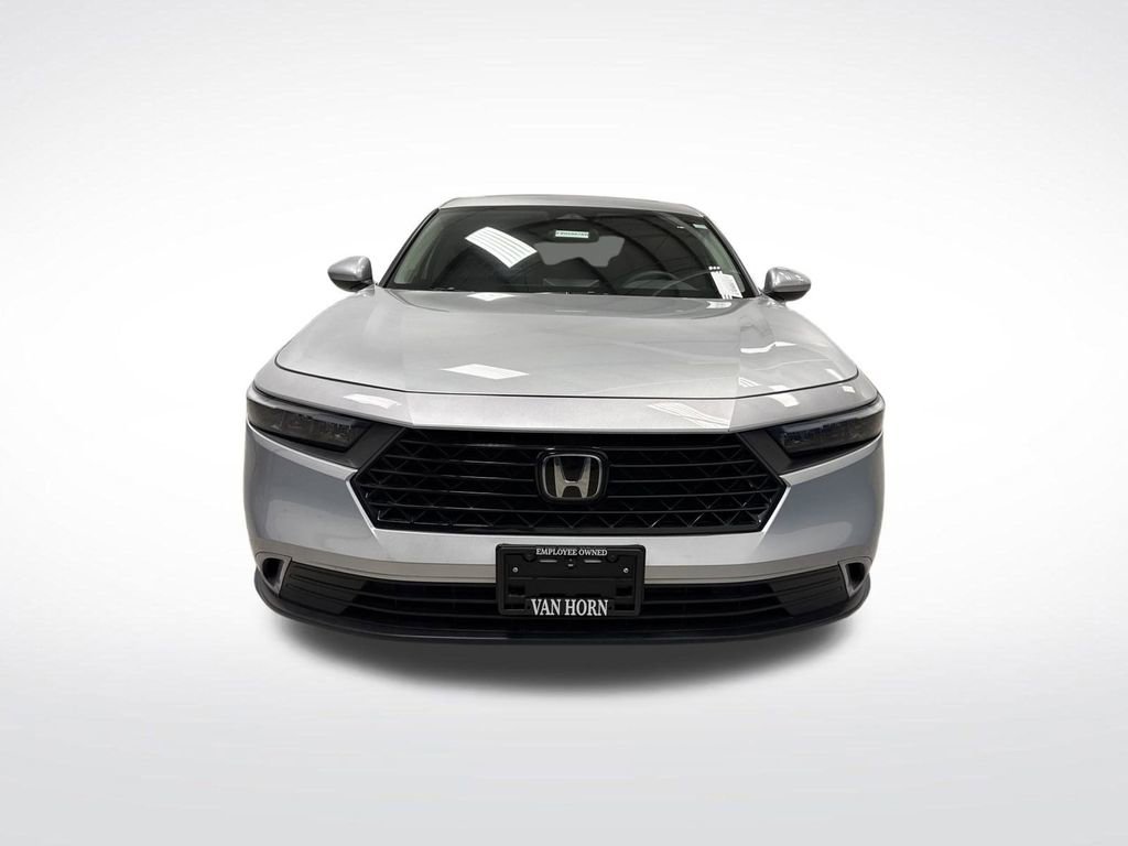 Used 2024 Honda Accord EX image 11