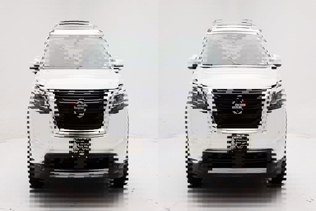 Used 2024 Nissan Pathfinder SL w/ SL Premium Package image 4