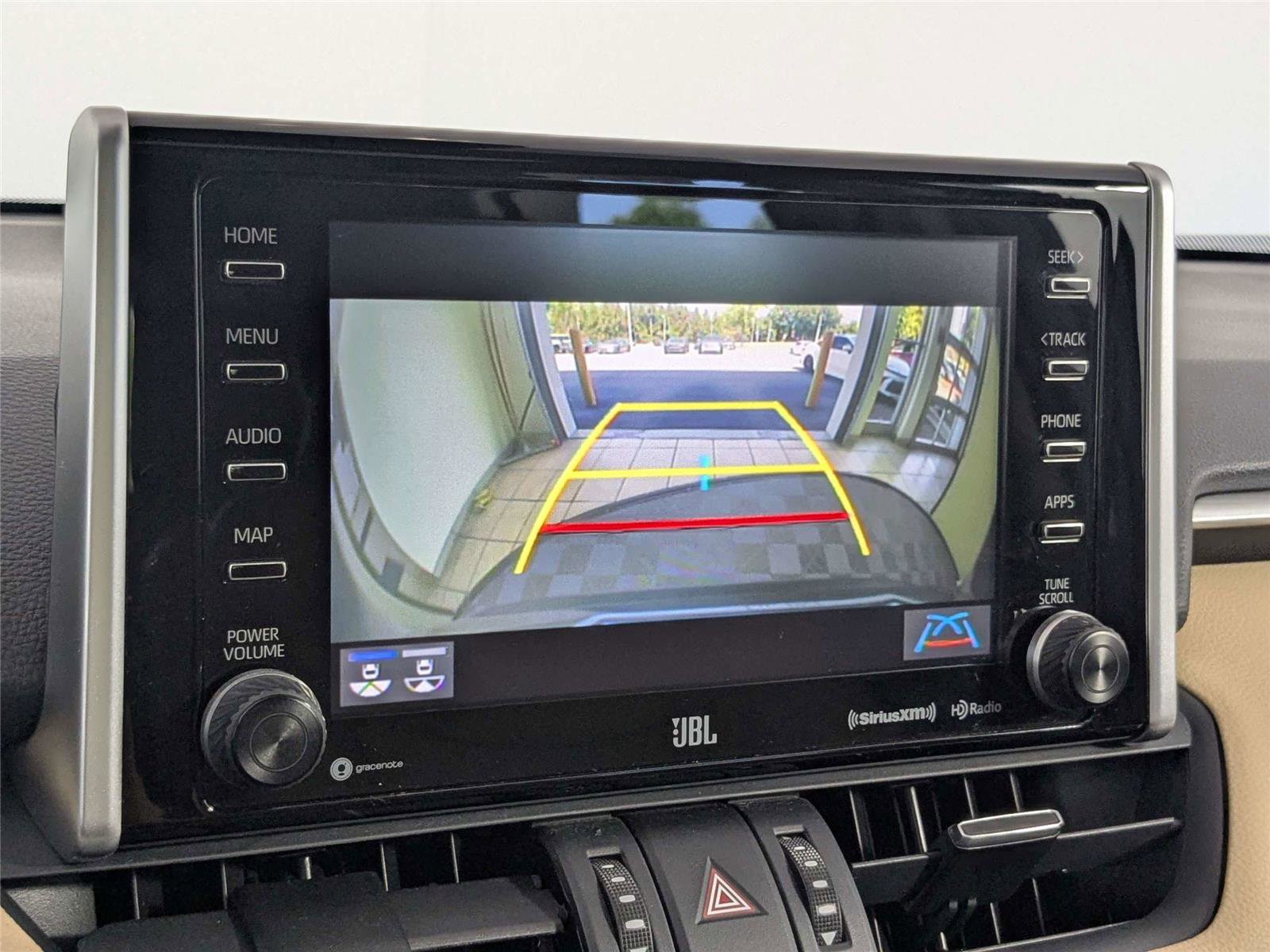 Used 2020 Toyota RAV4 Limited FWD image 24