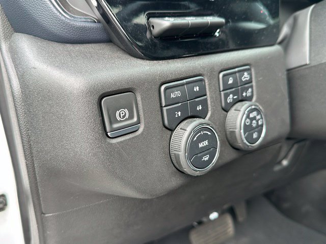 Used 2024 Chevrolet Silverado 2500 High Country w/ High Country Premium Package AWD/4WD image 18