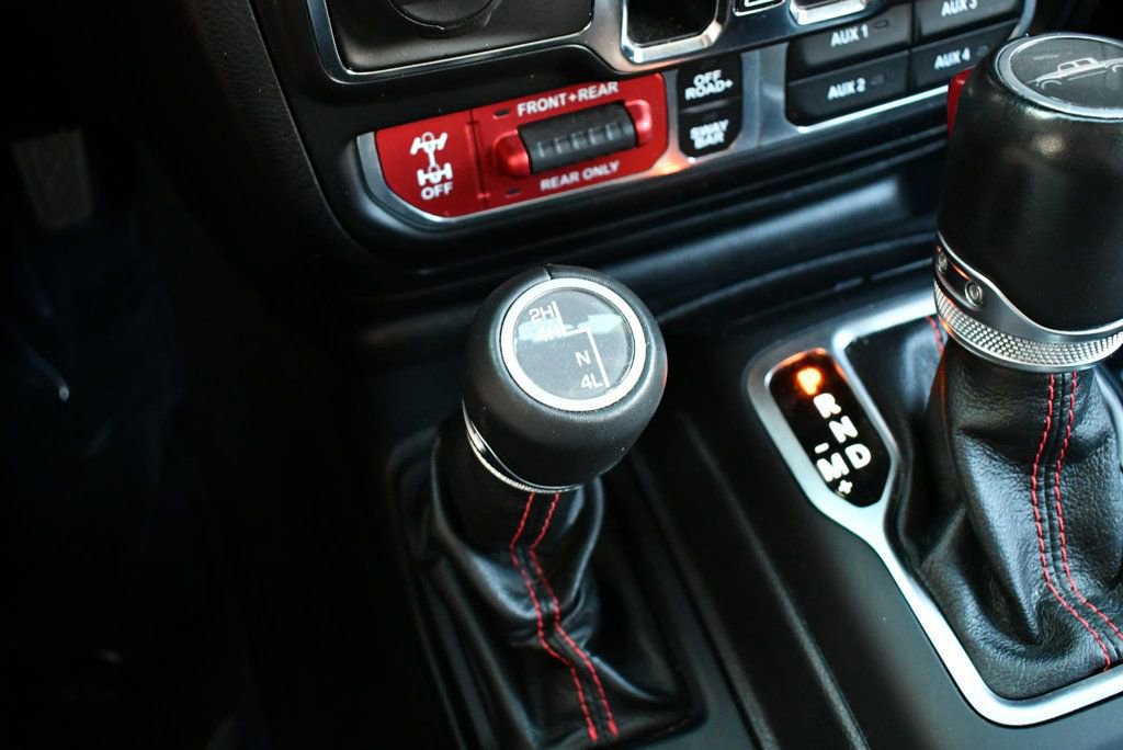 Used 2021 Jeep Gladiator Rubicon w/ Dual Top Group image 62