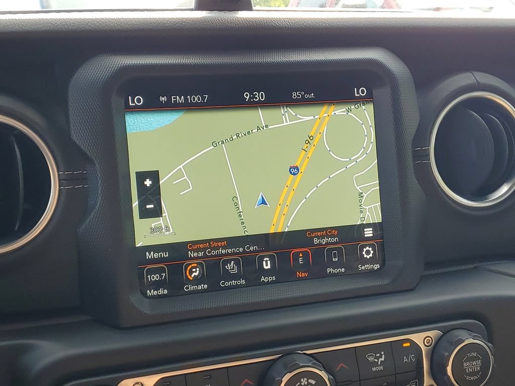 Used 2021 Jeep Gladiator Overland w/ Popular Equipment Package AWD/4WD image 29