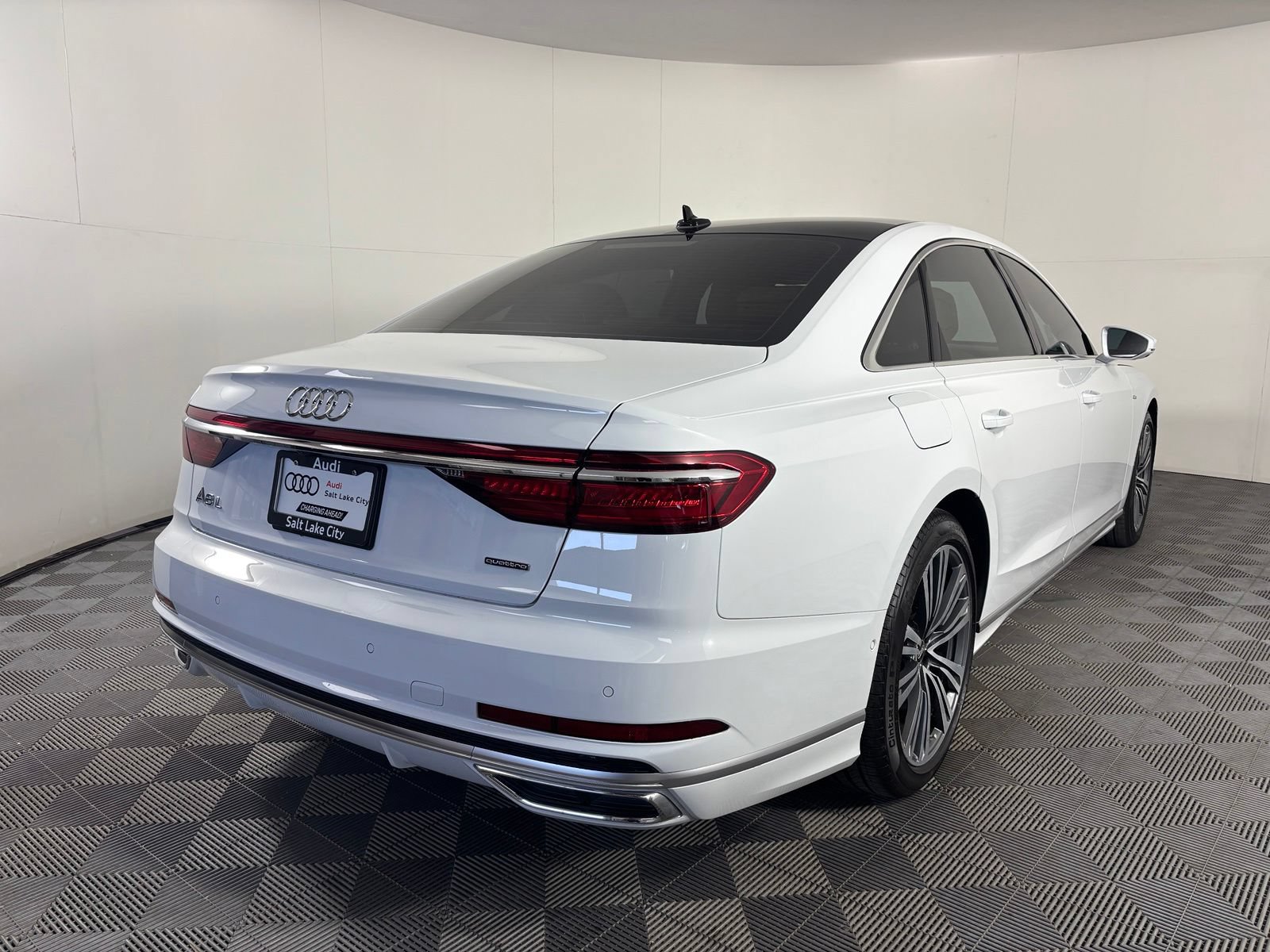 Used 2021 Audi A8 L 4.0T AWD/4WD image 7