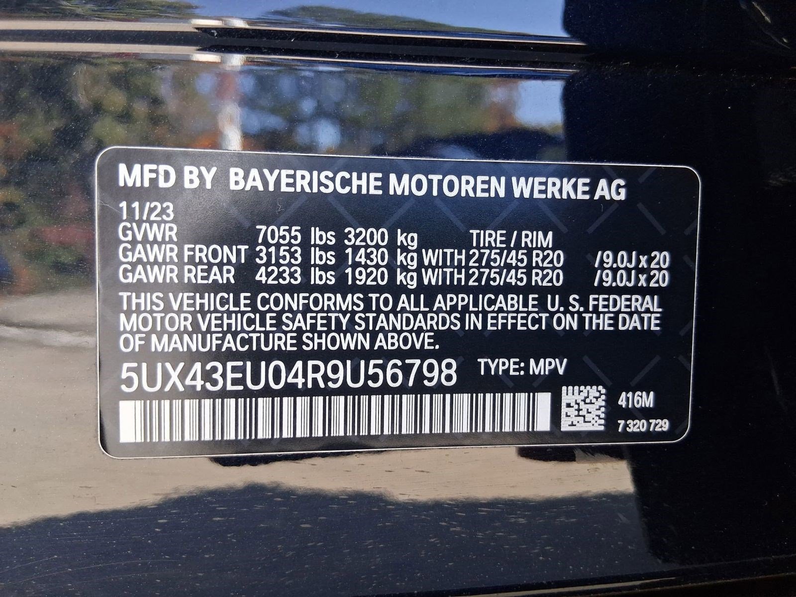 Certified 2024 BMW X5 xDrive50e w/ M Sport Package image 18