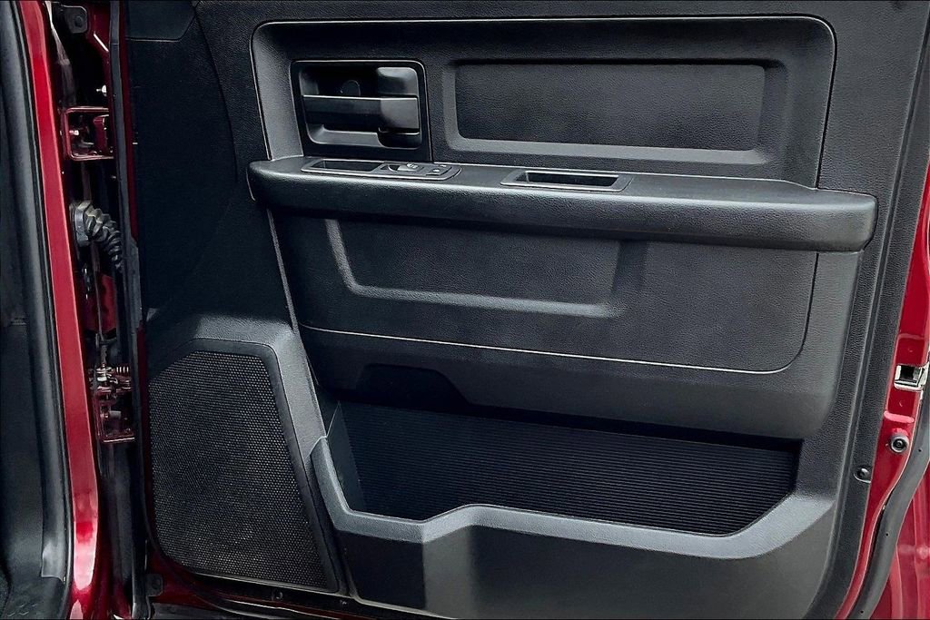 Used 2017 RAM 1500 Express image 19