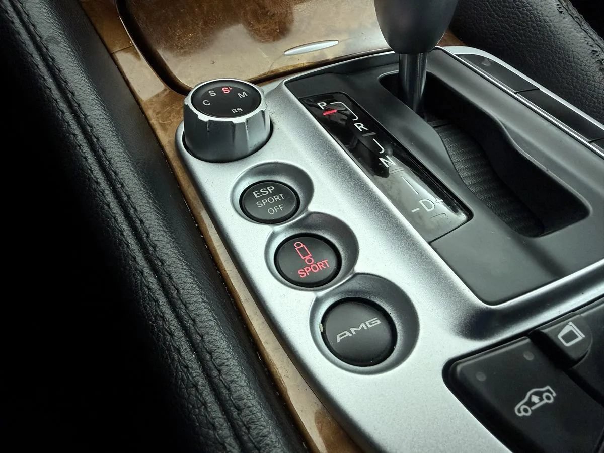 Used 2011 Mercedes-Benz SL 63 AMG image 19