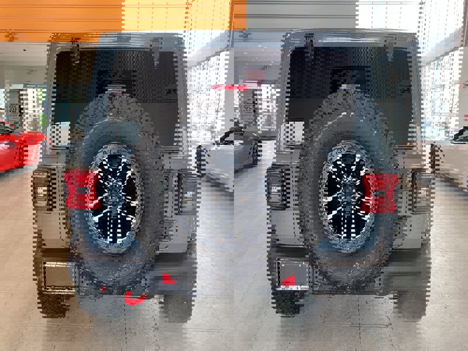 Used 2024 Jeep Wrangler Unlimited Rubicon image 4