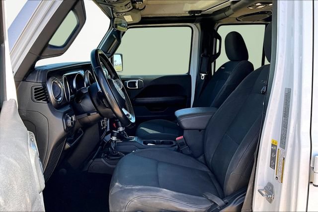 Used 2020 Jeep Wrangler Unlimited Sahara AWD/4WD image 27