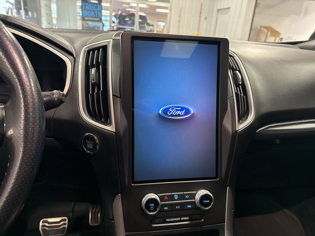 Used 2021 Ford Edge ST-Line w/ Class II Trailer Tow Package AWD/4WD image 20