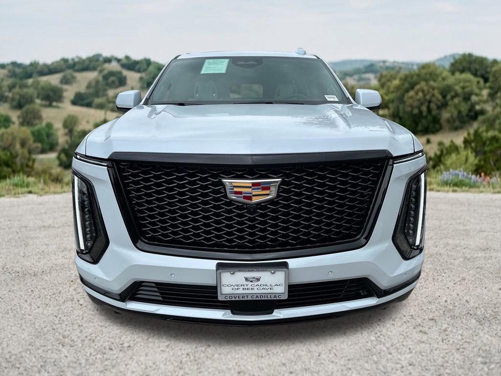 Used 2026 Cadillac Escalade Platinum Sport w/ LPO, Floor Liner Package AWD/4WD image 2