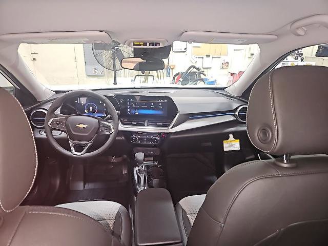 New 2026 Chevrolet Trax LT w/ Driver Confidence Package image 18