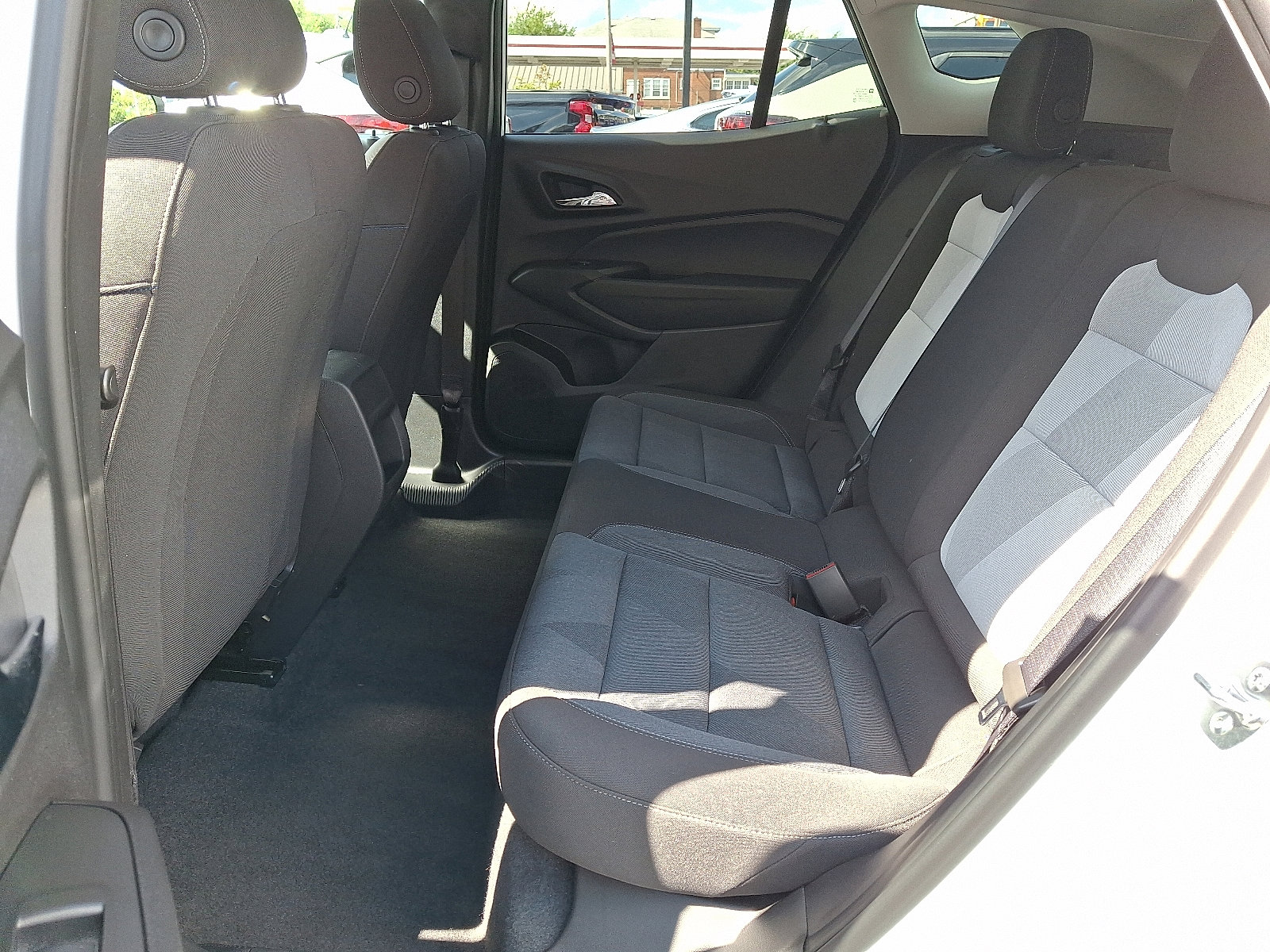 Used 2025 Chevrolet Trax LS image 11