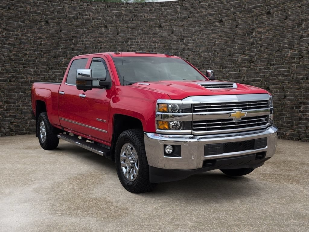 Used 2018 Chevrolet Silverado 2500 LTZ w/ Duramax Plus Package RWD image 2