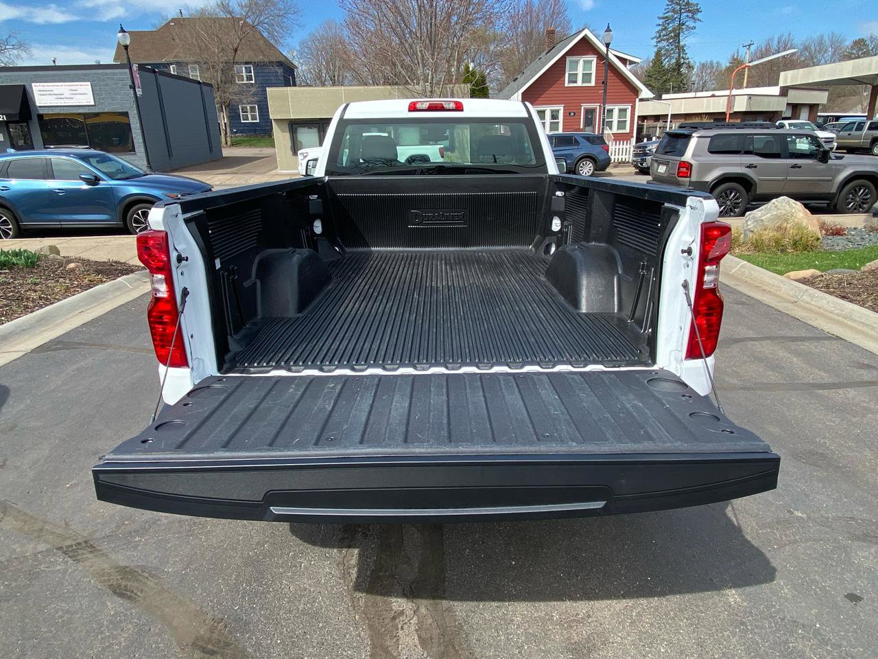 Used 2025 Chevrolet Silverado 1500 W/T RWD image 5