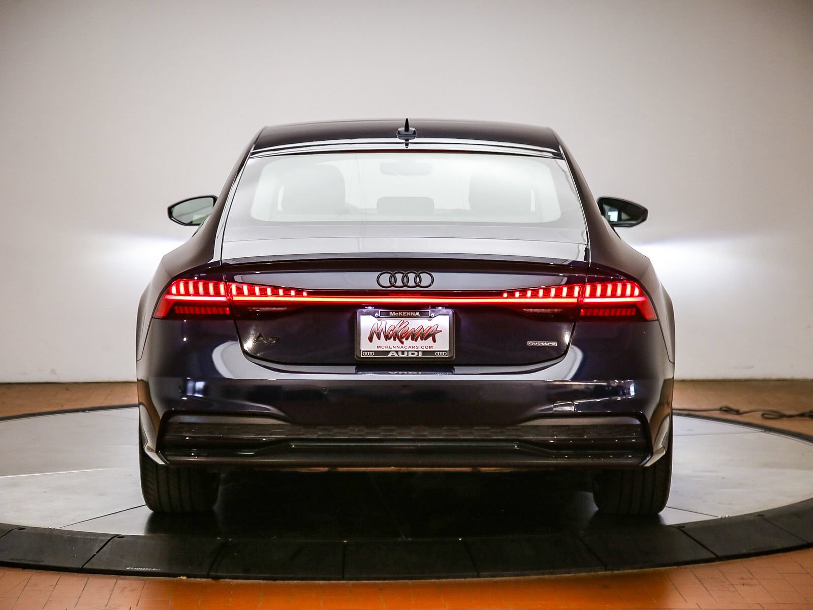 Used 2023 Audi A7 3.0T Prestige w/ Luxury Package AWD/4WD image 3