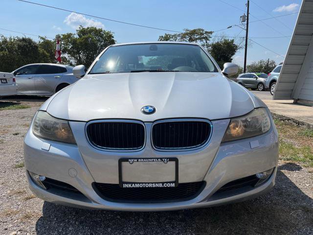 Used 2009 BMW 328i xDrive Sedan image 3
