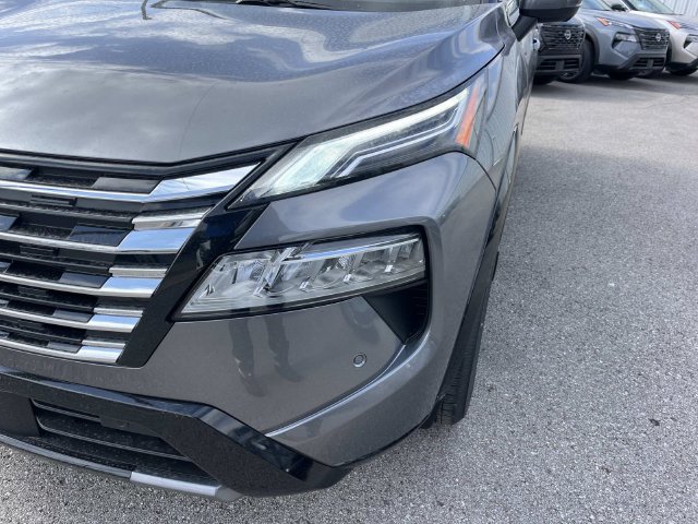 New 2026 Nissan Rogue Platinum w/ Platinum Premium Package AWD/4WD image 9