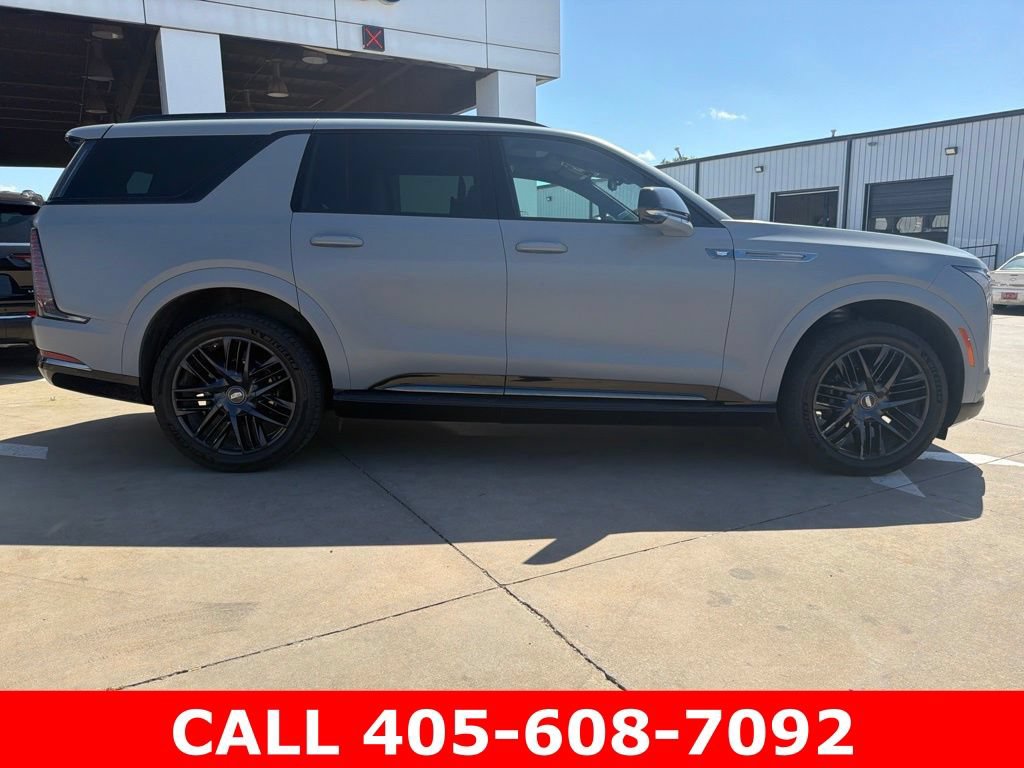 Used 2026 Cadillac Escalade IQL Sport 2 AWD/4WD image 9