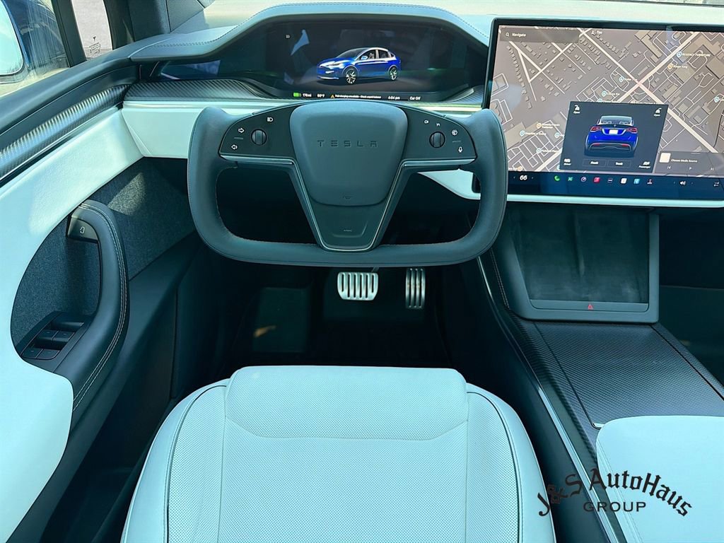 Used 2022 Tesla Model X Plaid image 29