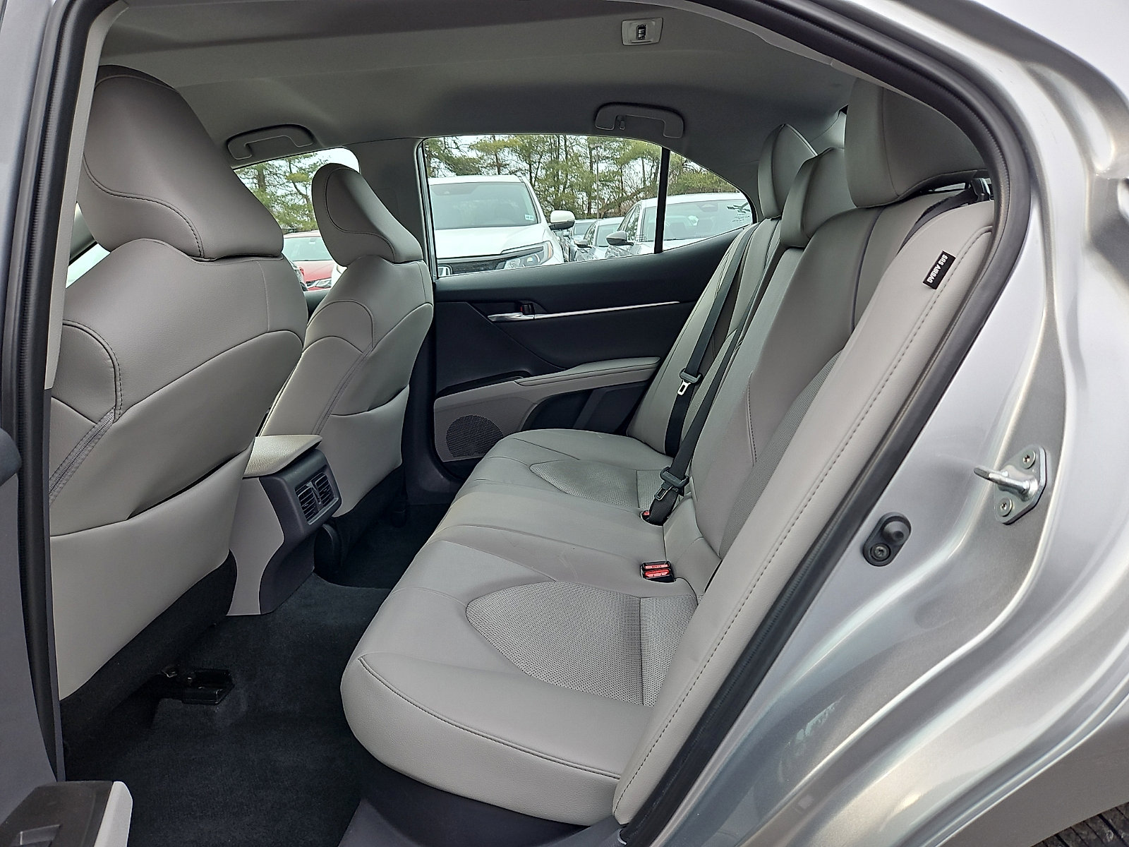 Used 2023 Toyota Camry XLE w/ Cold Weather Package image 12