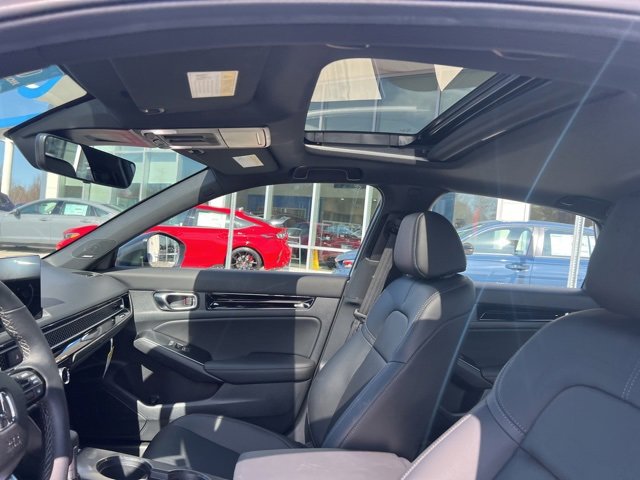 Used 2025 Honda Civic Sport Touring image 12