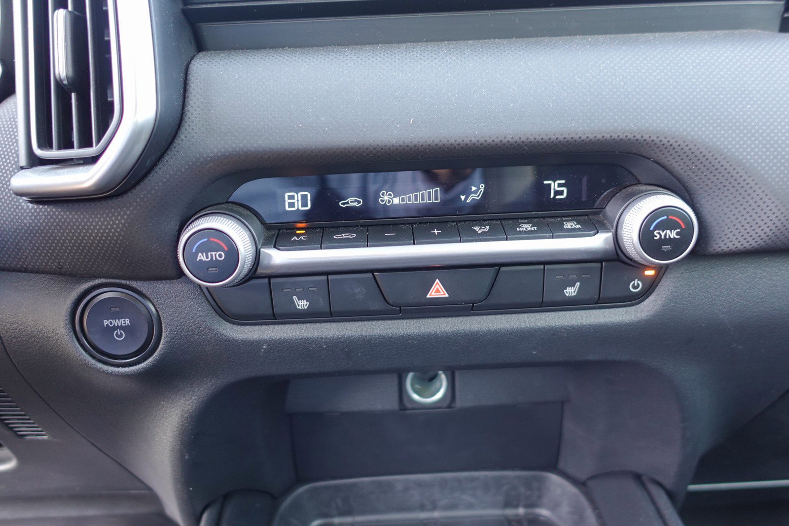 Certified 2025 MAZDA CX-50 2.5 Hybrid w/ Preferred Pkg image 18