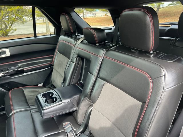 Used 2022 Ford Explorer ST-Line image 25