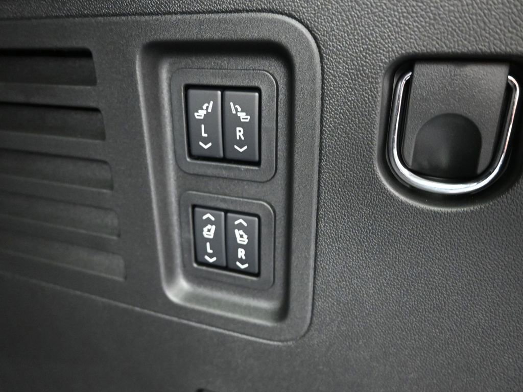 New 2026 Buick Enclave Sport Touring w/ Power Package image 12