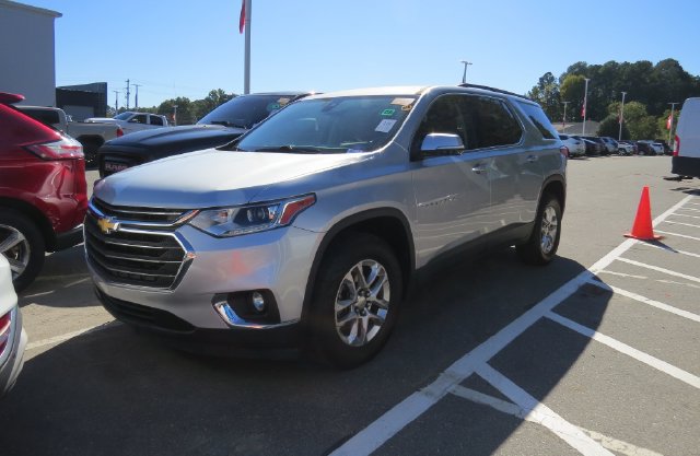 Used 2020 Chevrolet Traverse LT FWD image 6